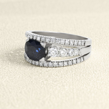 Bague Or Gris, Saphir et...